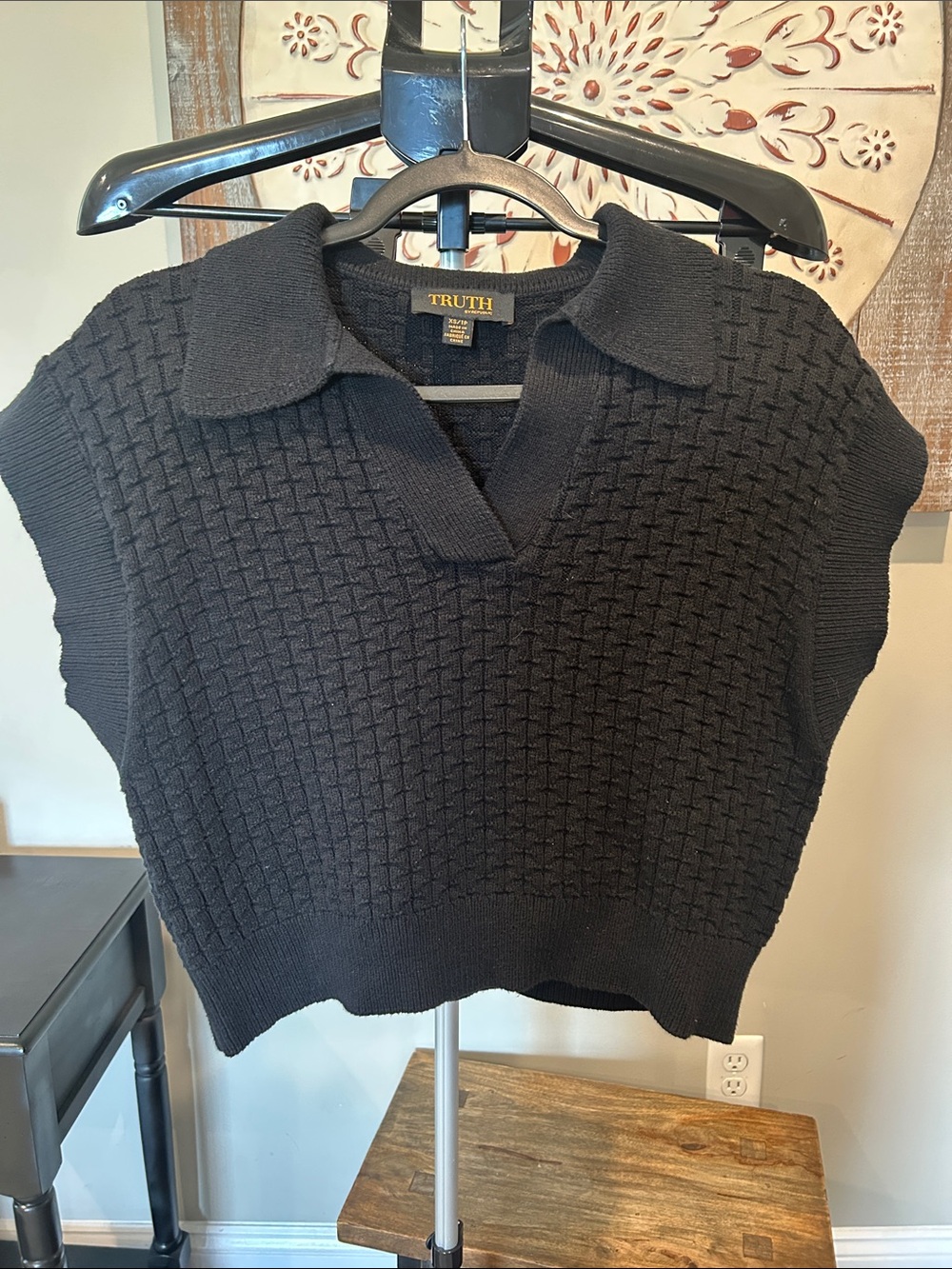 Truth by Republic Black Knit Collared Crop Top Size XS